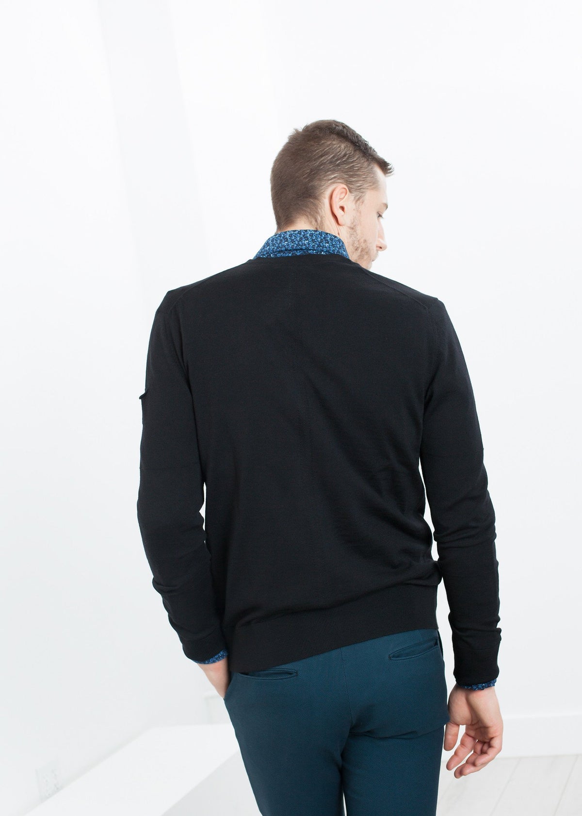 קרדיגן Hidden Placket בשחור