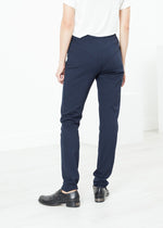 Easy Slim Pant ב- Navy